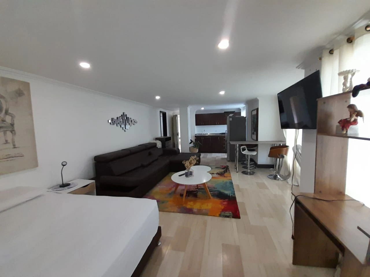 Arriendo Aparta estudio en la Frontera