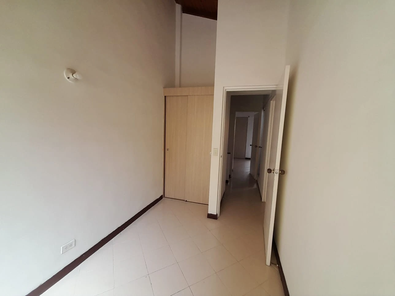 Arriendo Apartamento en Loma del Indio