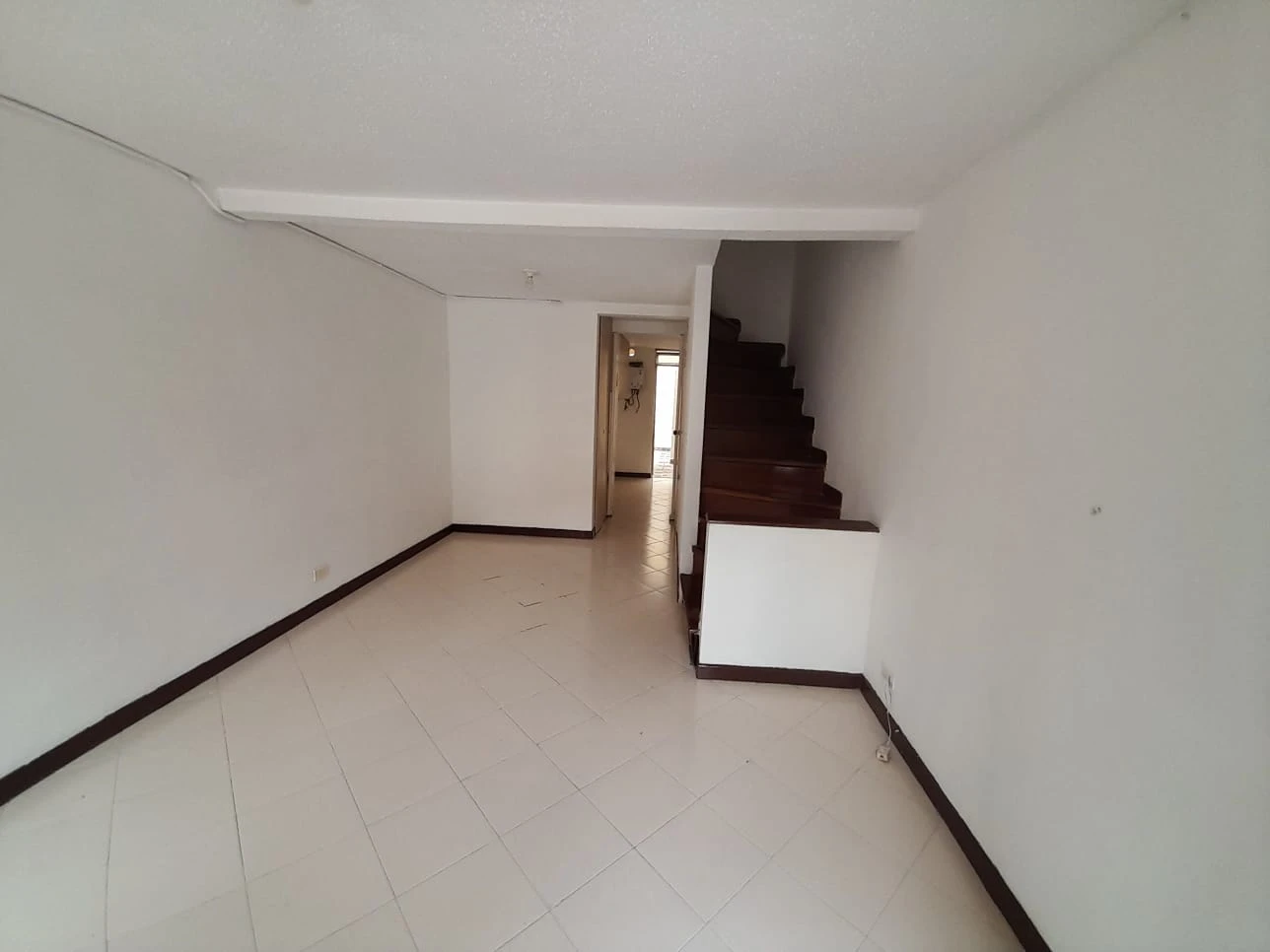 Arriendo Apartamento en Loma del Indio