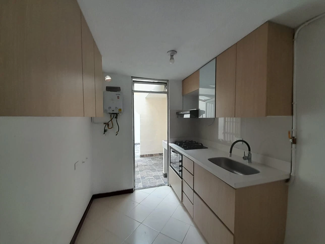 Arriendo Apartamento en Loma del Indio