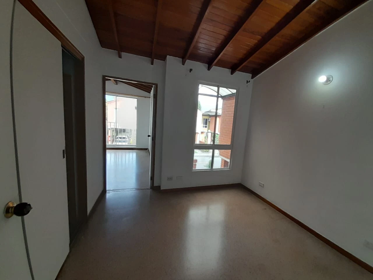 Arriendo Apartamento en Loma del Indio