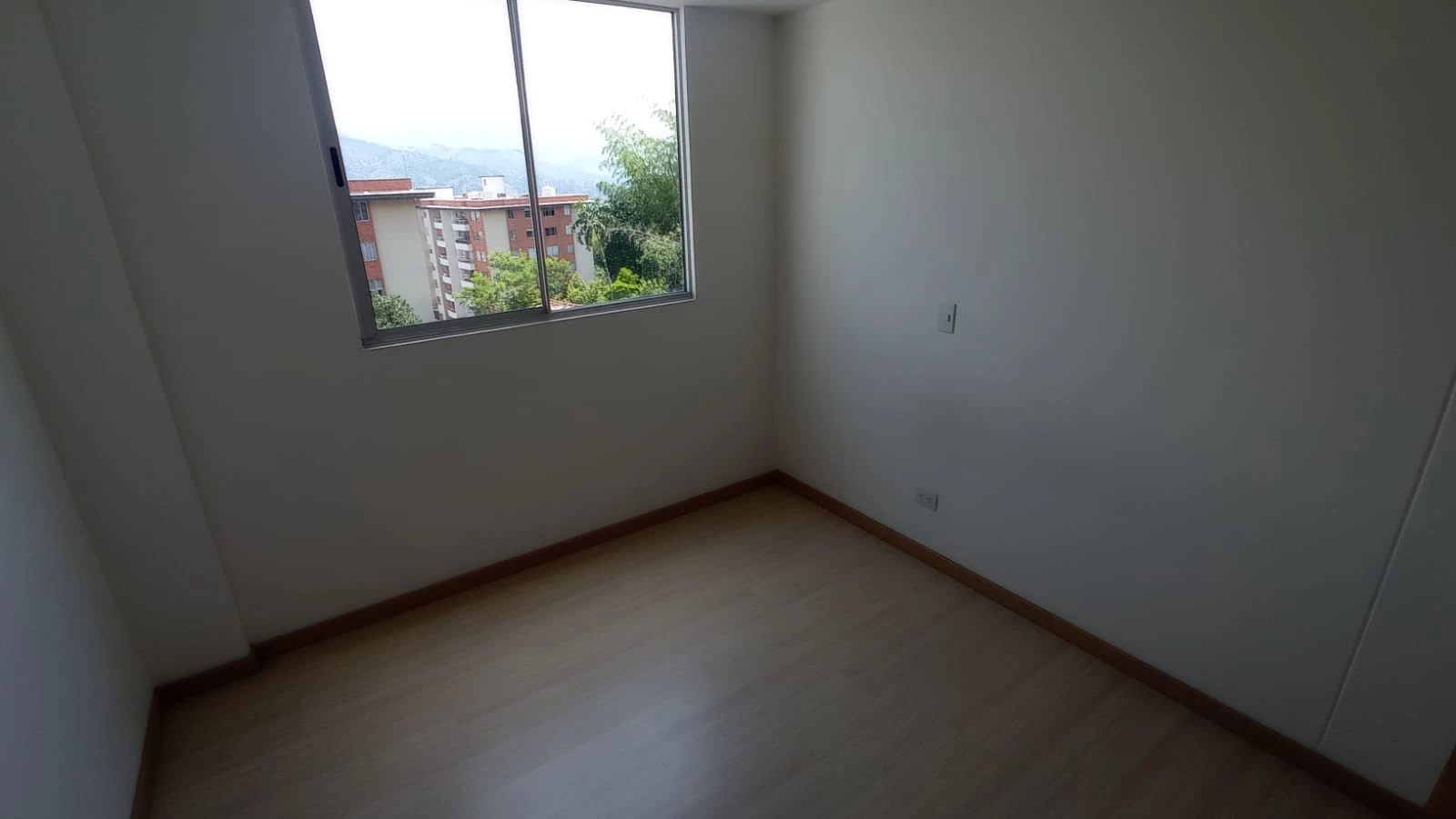 Arriendo Apartamento en el Esmeraldal