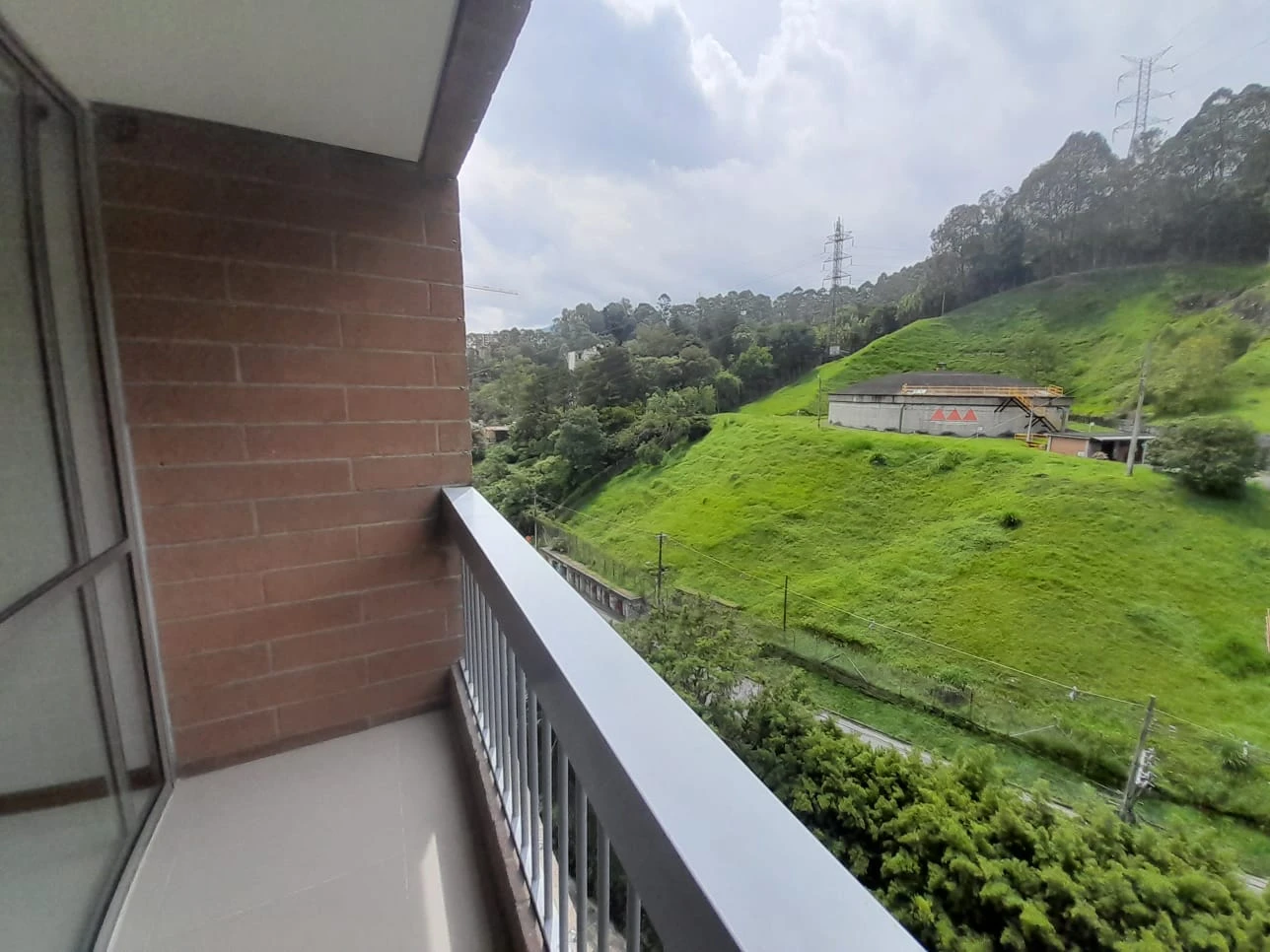 Arriendo Apartamento Sector Loma del Indio