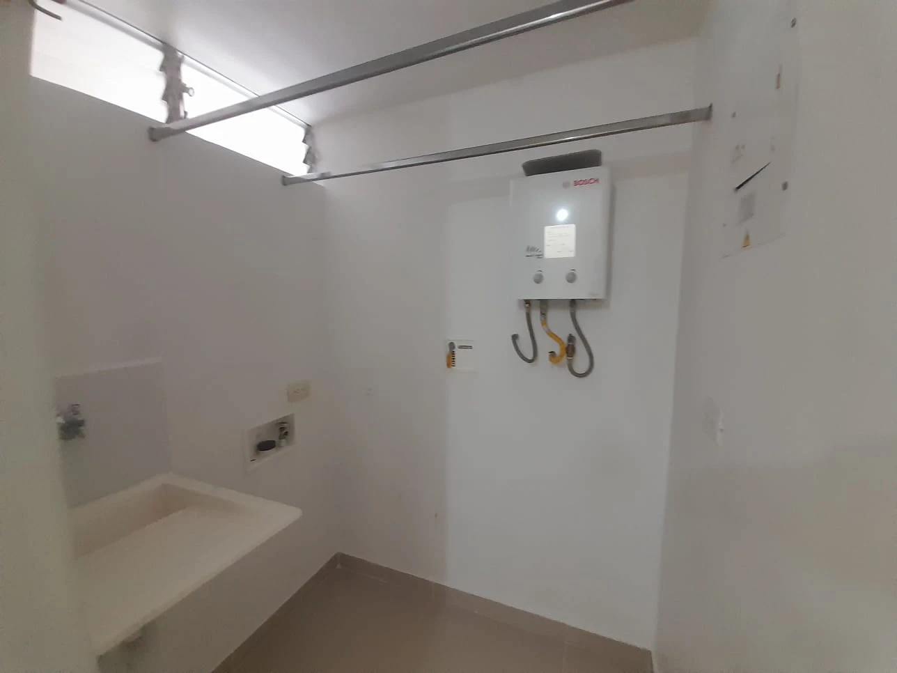 Arriendo Apartamento Sector Loma del Indio