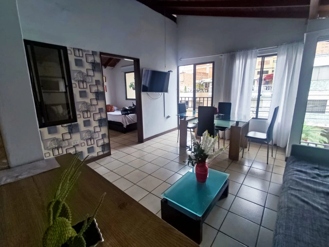 Apartamento en arriendo Amoblado, sector via de la moda