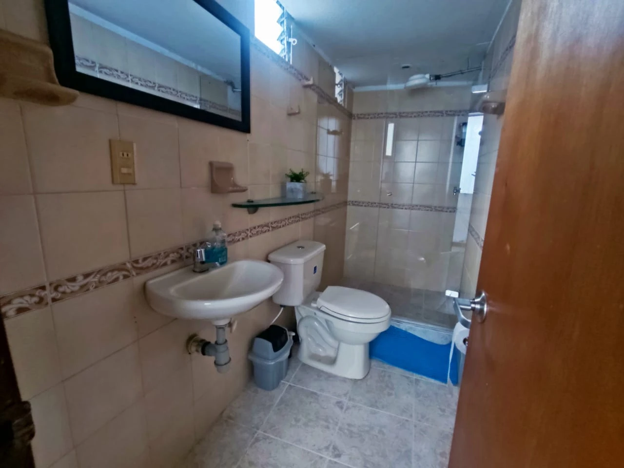Apartamento en arriendo Amoblado, sector via de la moda