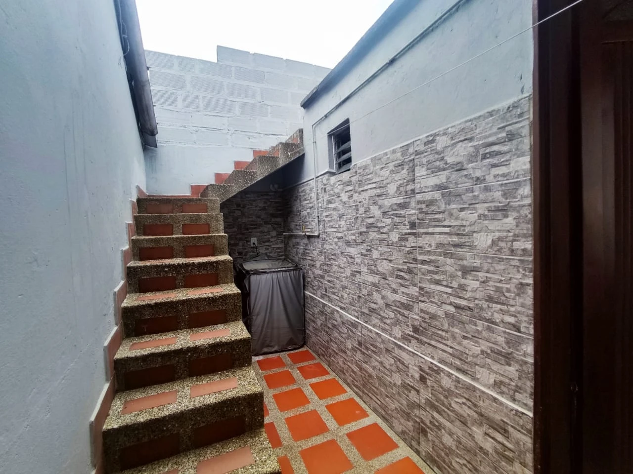 Apartamento en arriendo Amoblado, sector via de la moda