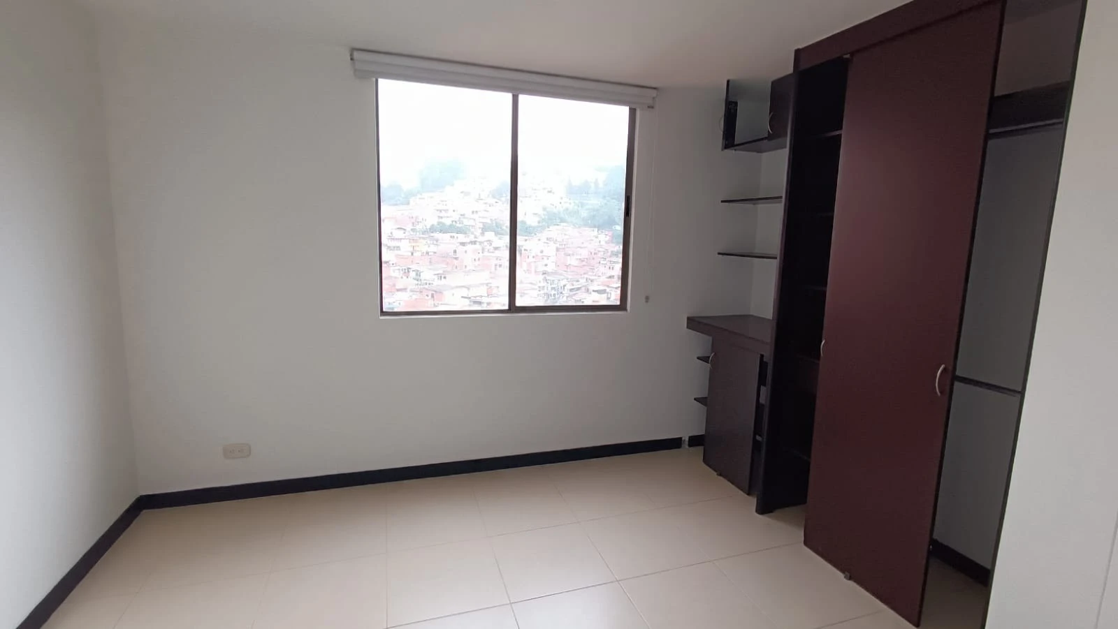 Apartamento en Arriendo Loma del Indio Medellin