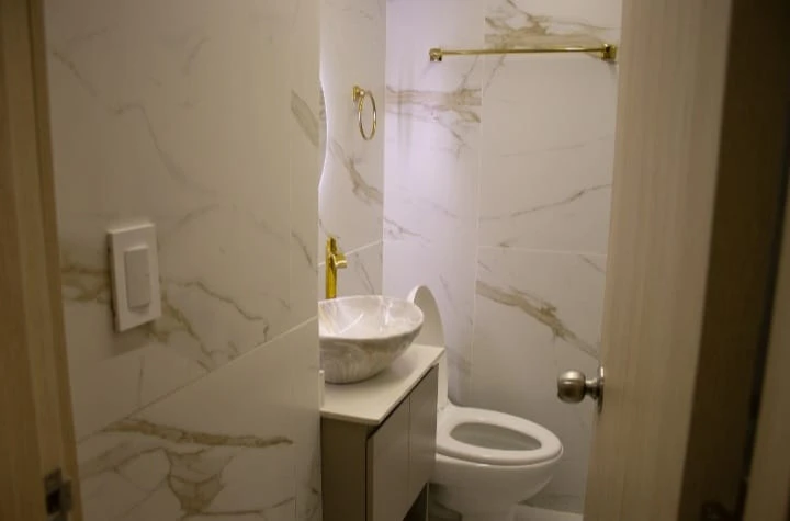 Arriendo Apartamento Amoblado  en el Tesoro