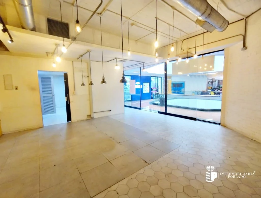 Local en arriendo Centro Comercial Unicentro 