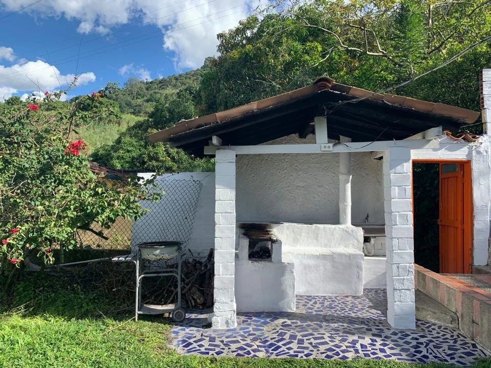 Finca de recreo en venta cerca al Hatillo Barbosa