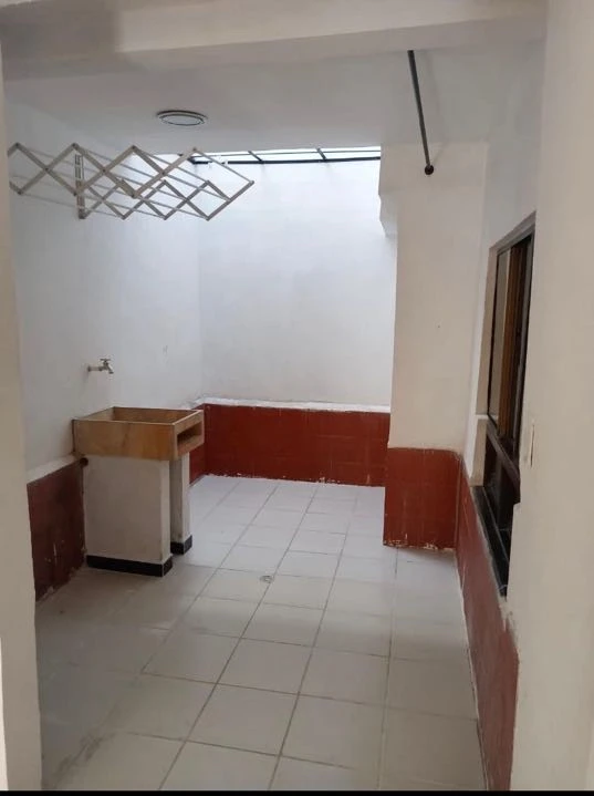 Casa en arriendo sector Santander