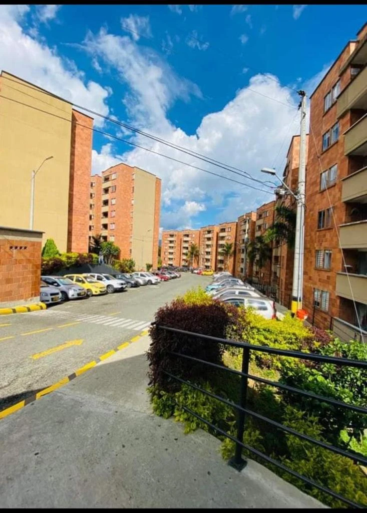 Arriendo Apartamento Sector  Robledo