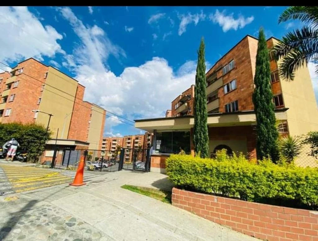 Arriendo Apartamento Sector  Robledo