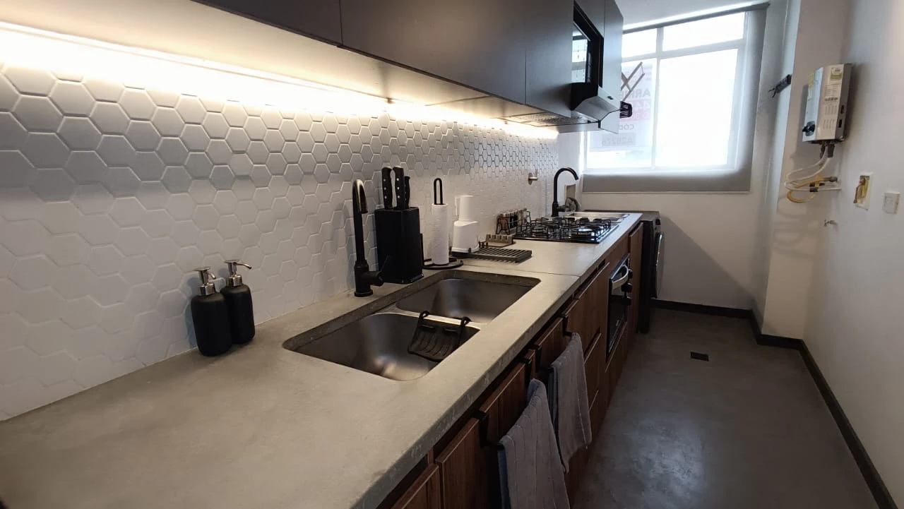 Apartamento amoblado en Arriendo Loma de los Bernal Medellin