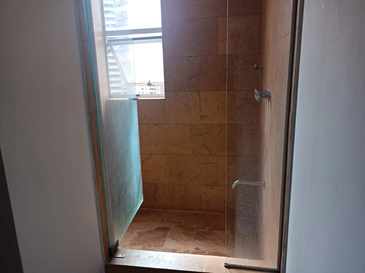 Aparta estudió en Arriendo Transv. Superior Medellín