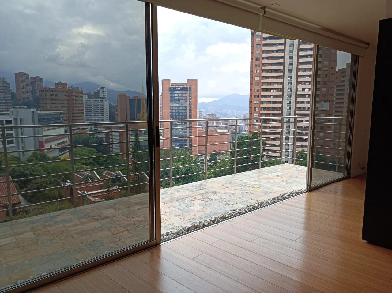 Aparta estudió en Arriendo Transv. Superior Medellín