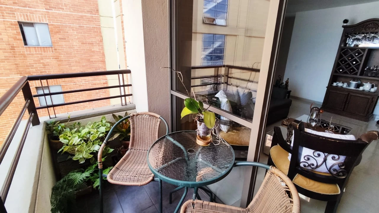 apartamento amoblado sector palmas  mall el indio