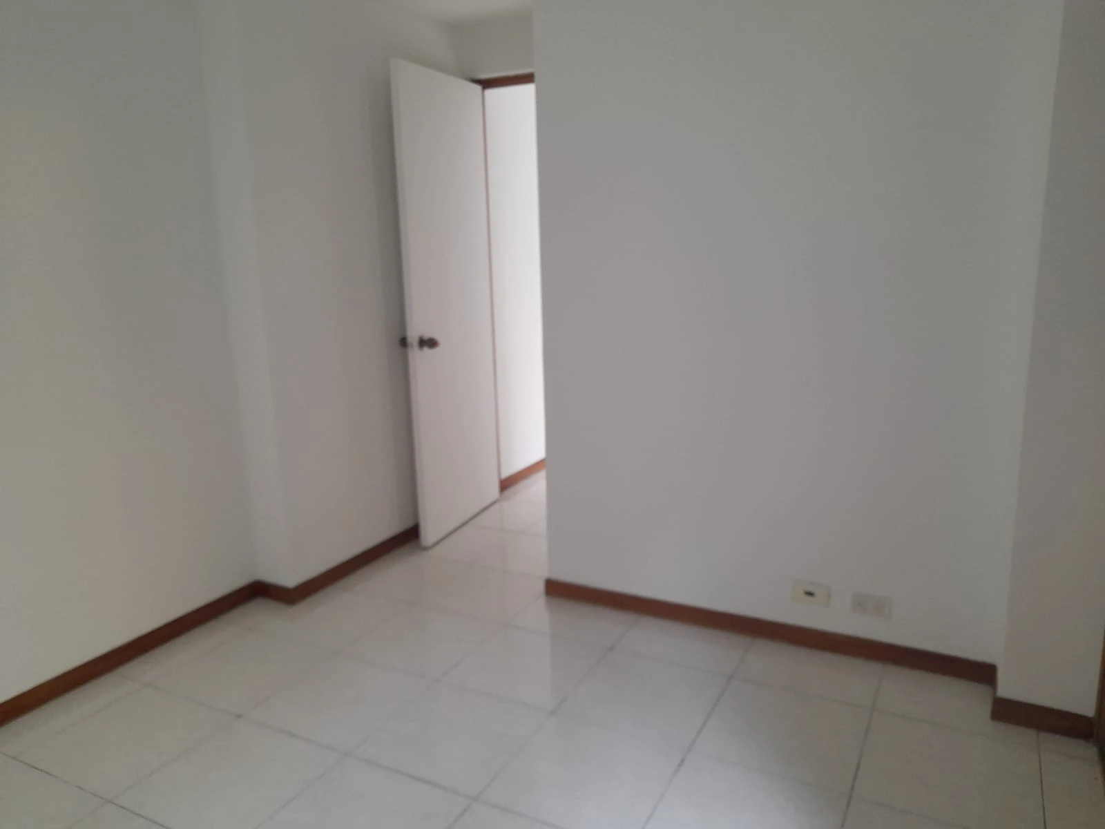 Arriendo Apartamento en el  Poblado Loma de San Julián