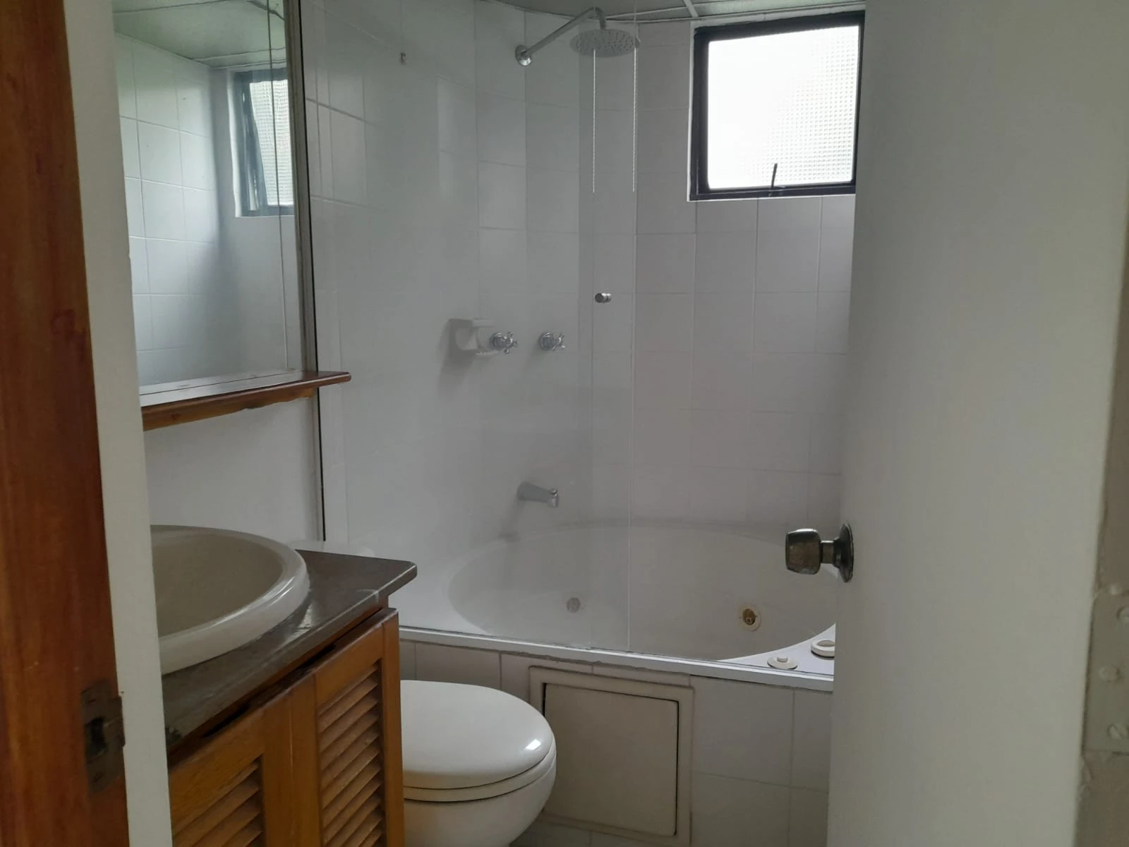 Arriendo Apartamento en el  Poblado Loma de San Julián