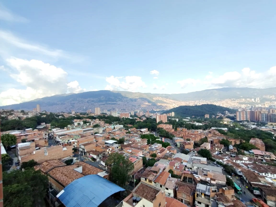 Apartamento en arriendo sector Robledo