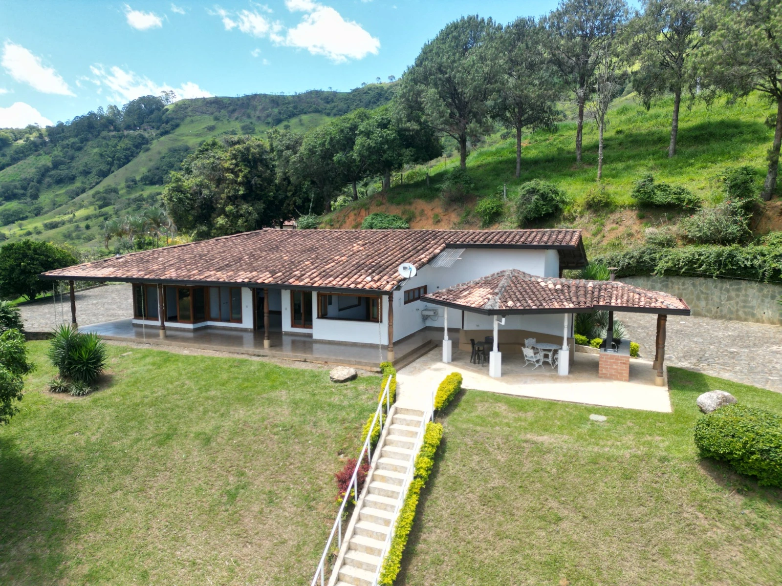 Casa campestre en Arriendo alvarado Copacabana