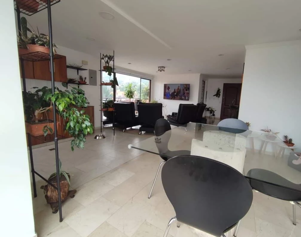 Arriendo Apartamento en el  Poblado Sector las Flores