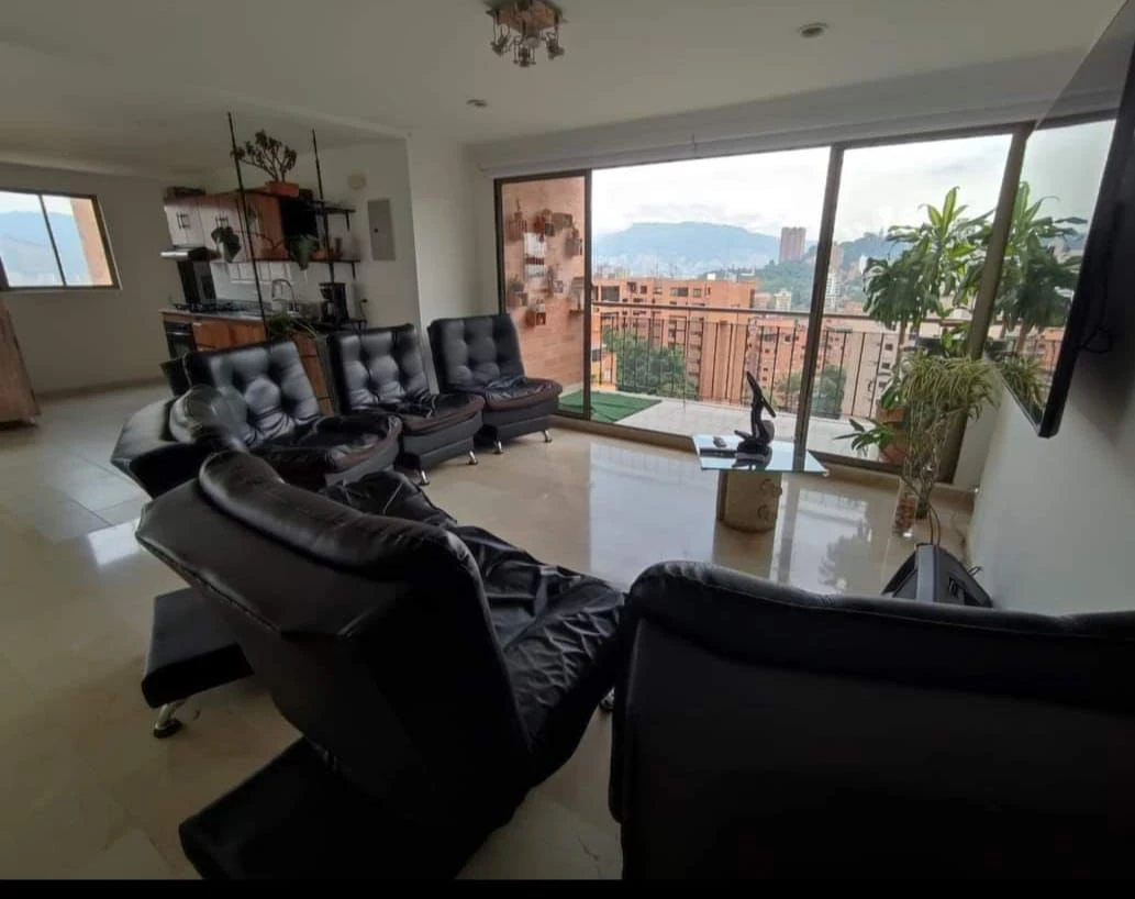 Arriendo Apartamento en el  Poblado Sector las Flores
