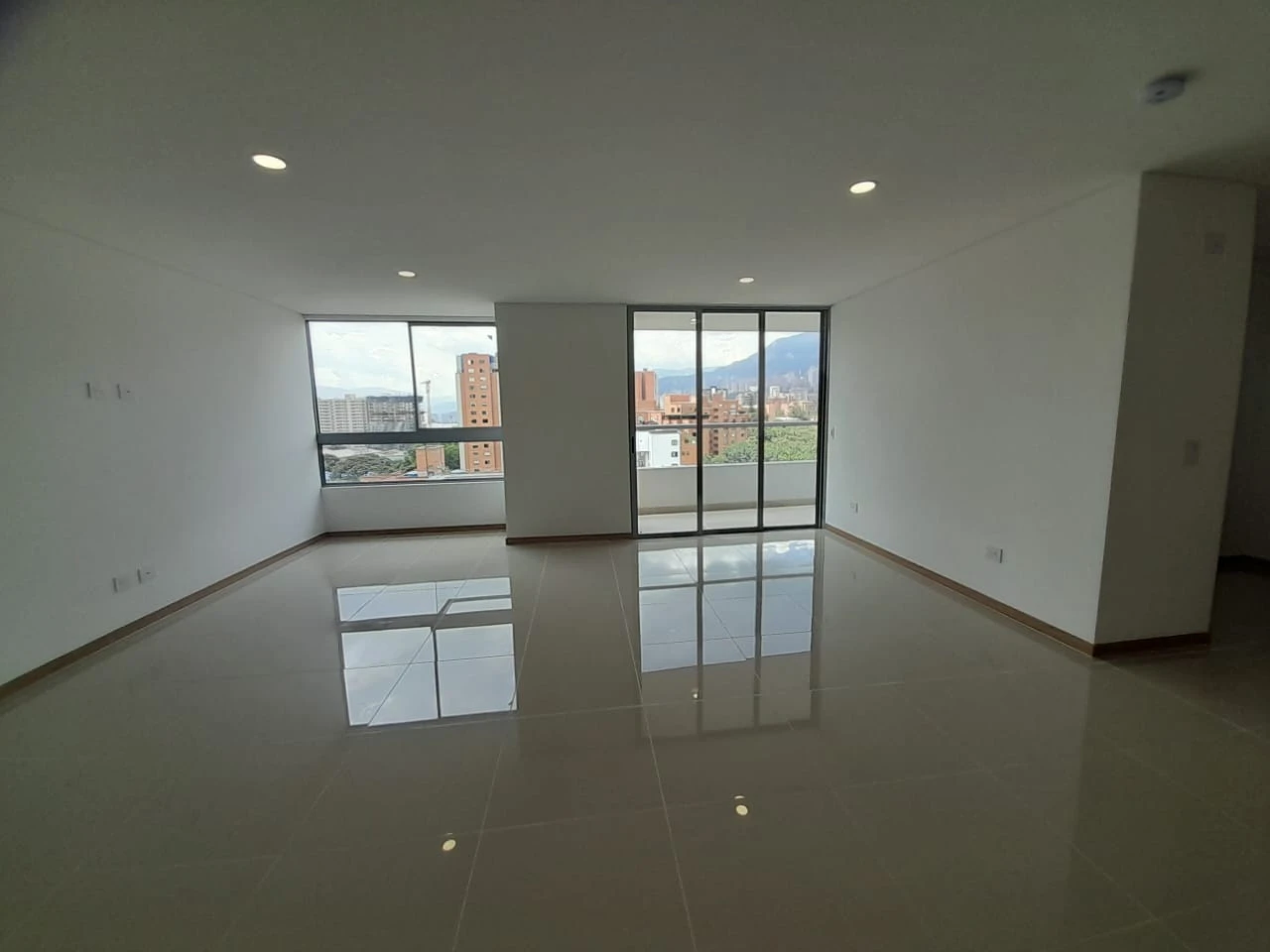 Arriendo Apartamento en Envigado Sector el Portal