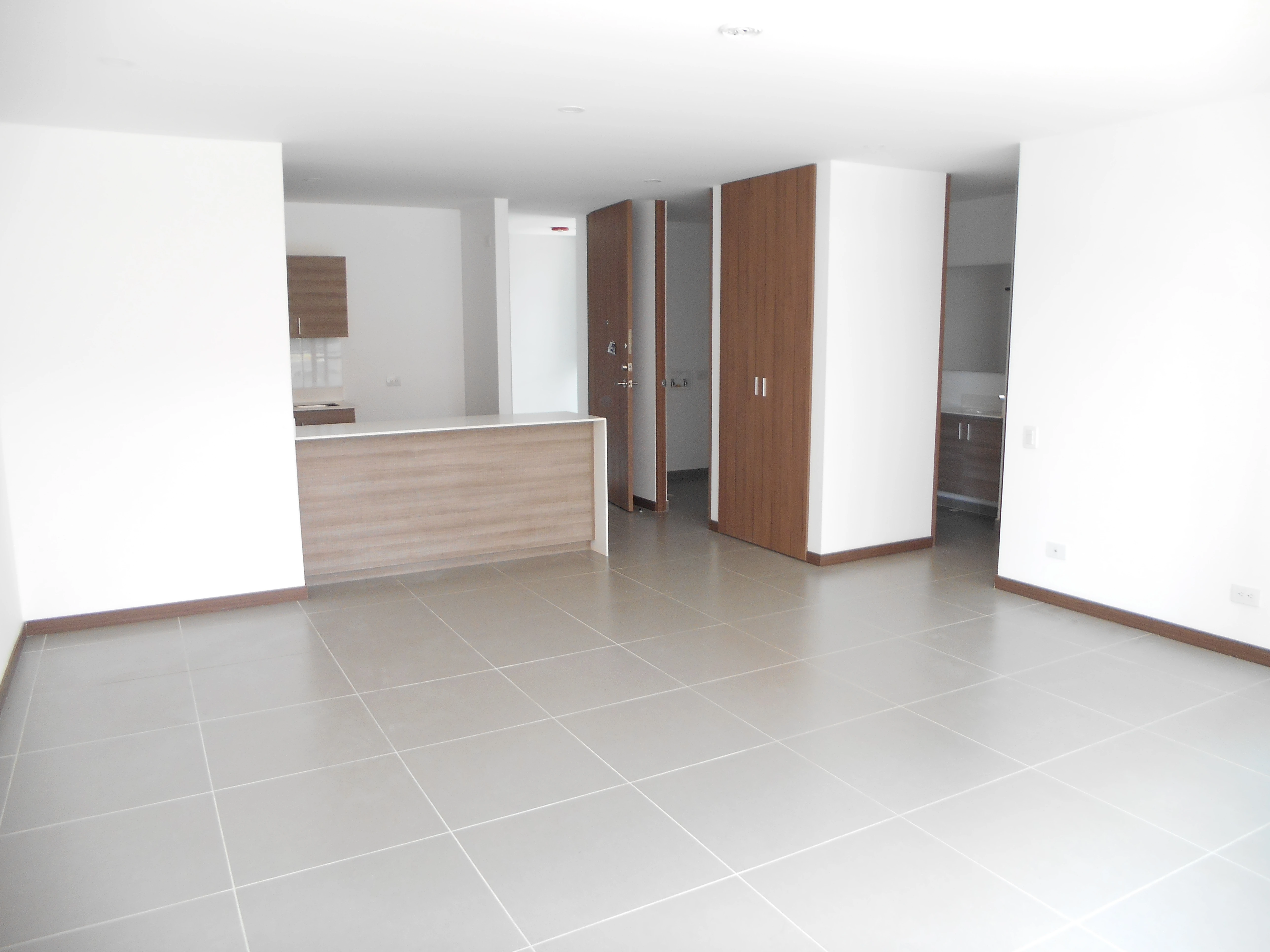apartamento en arriendo sector loma del escobero