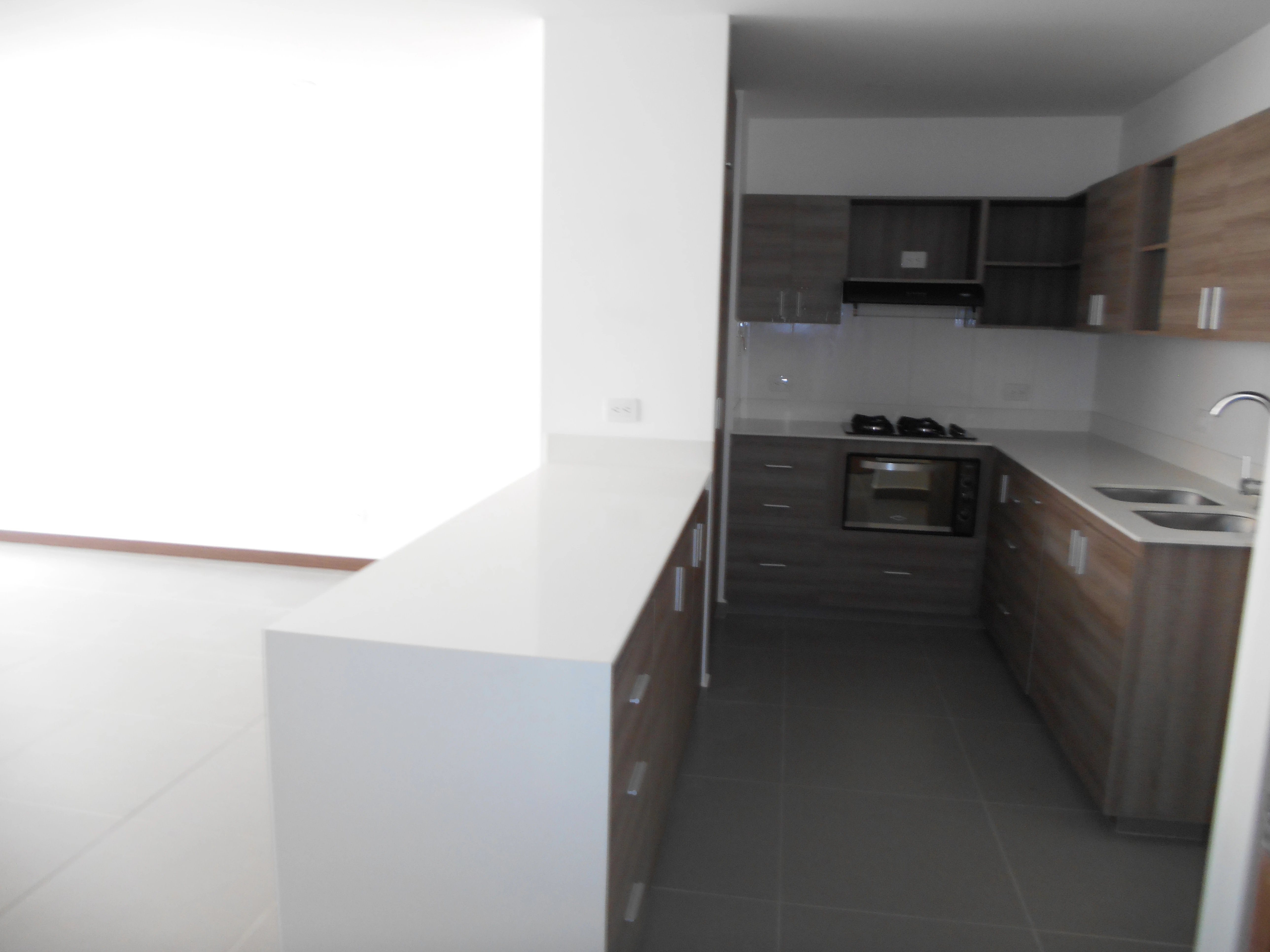 apartamento en arriendo sector loma del escobero