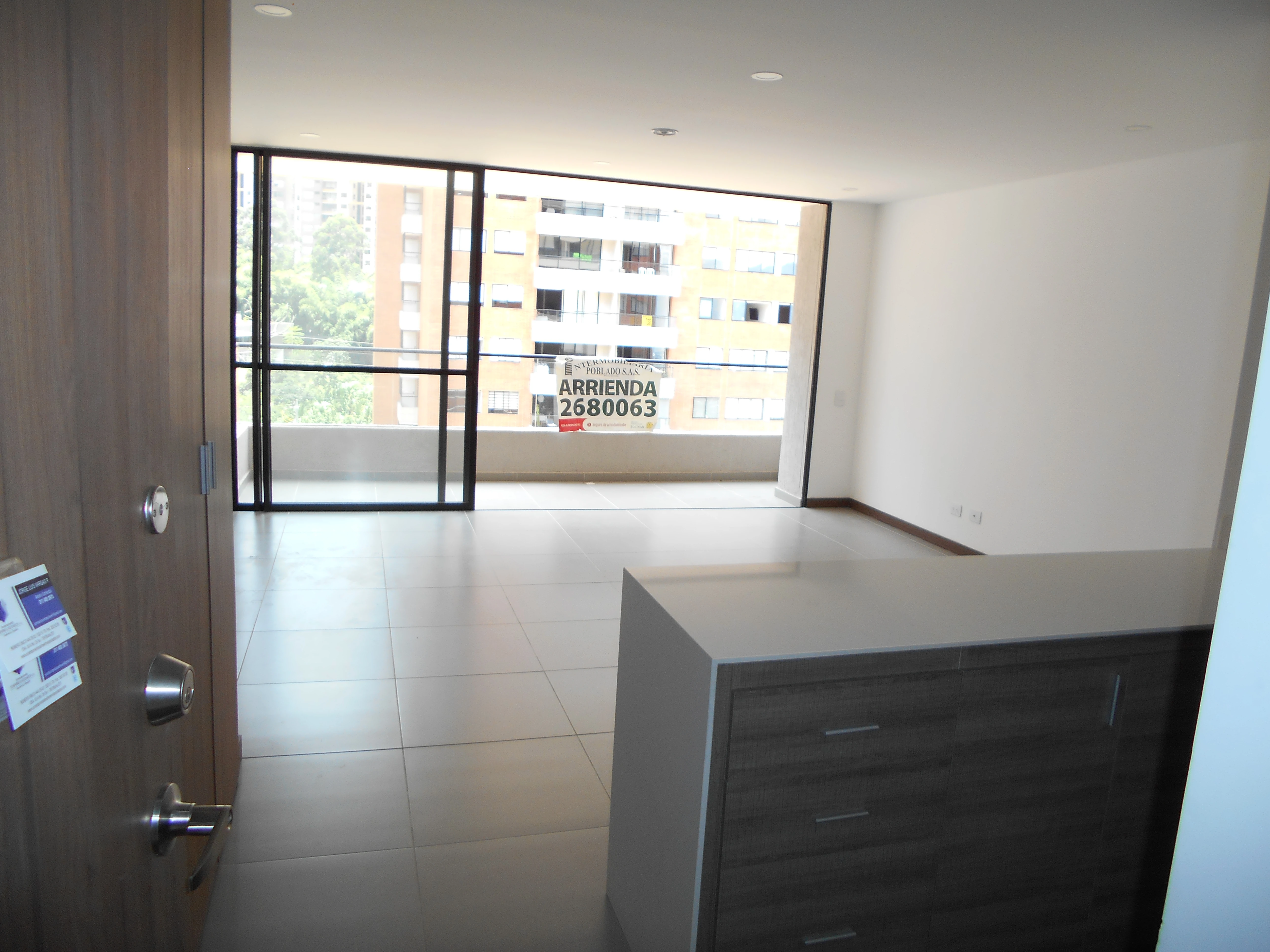 apartamento en arriendo sector loma del escobero