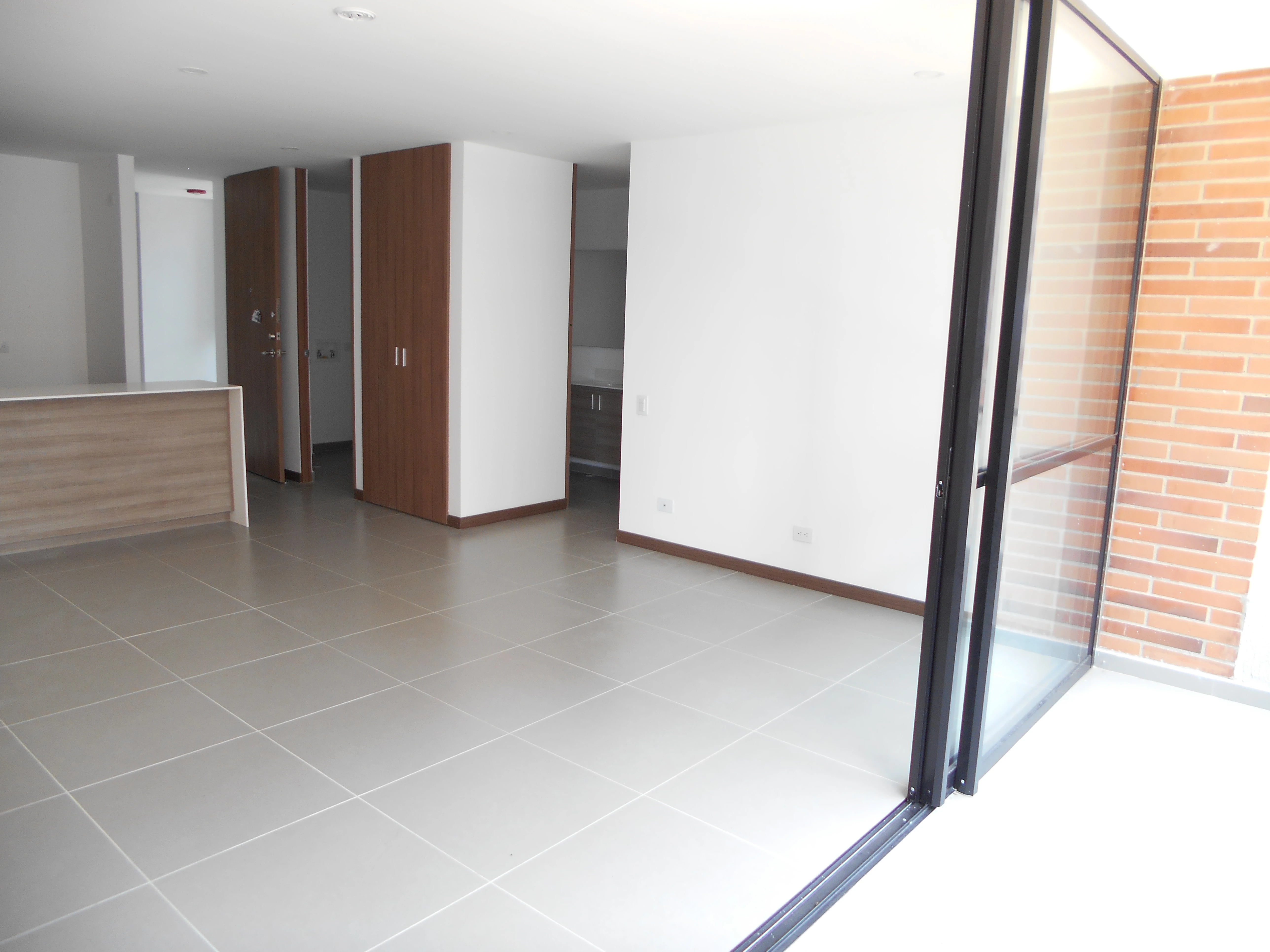 apartamento en arriendo sector loma del escobero