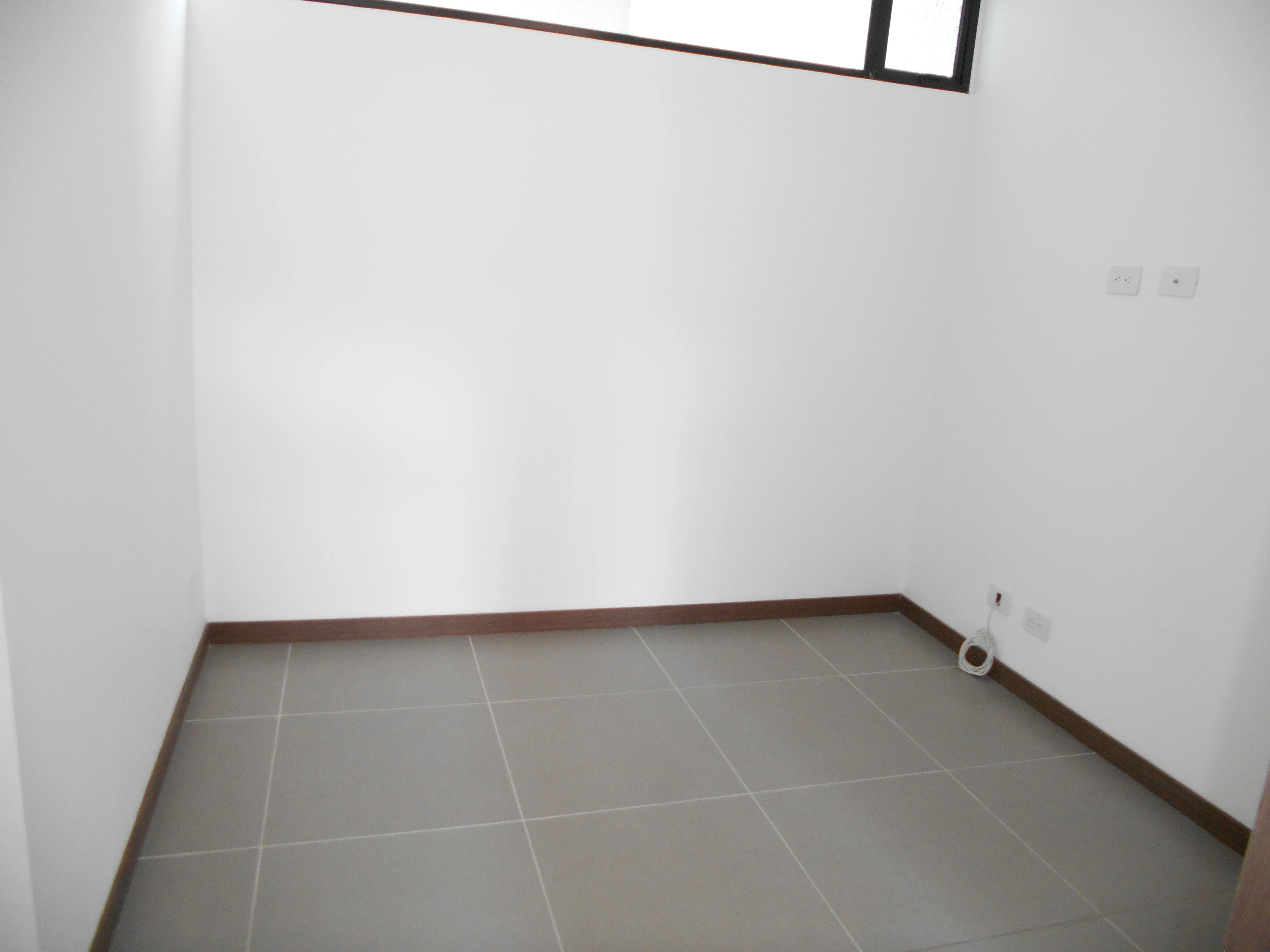 apartamento en arriendo sector loma del escobero