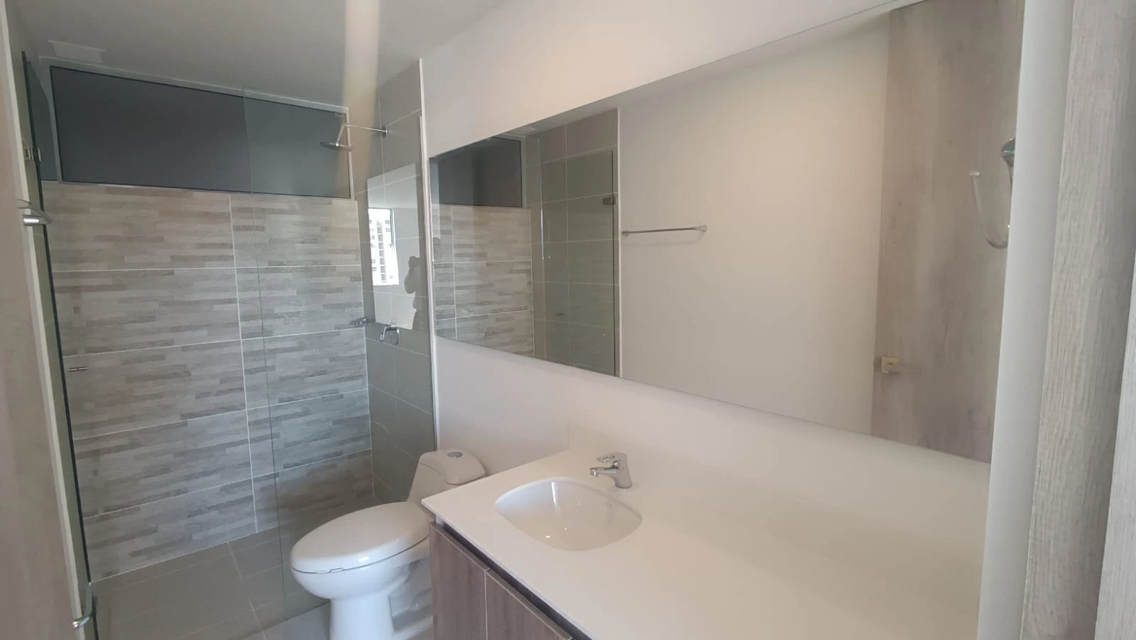 Apartamento en Arriendo Ciudad del Rio Medellín