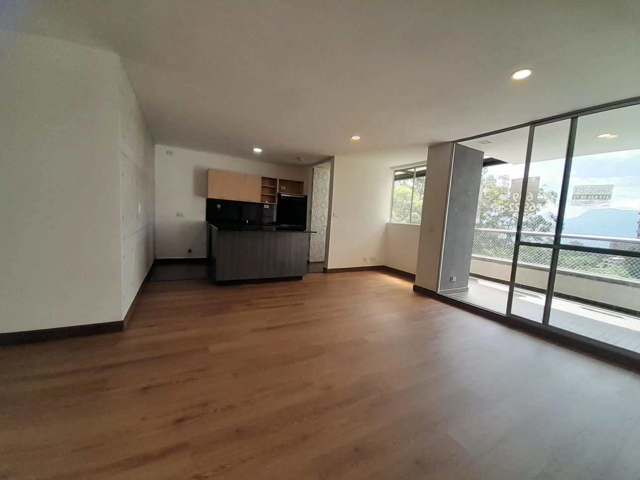 Arriendo Apartamento en Envigado Sector el  Esmeraldal