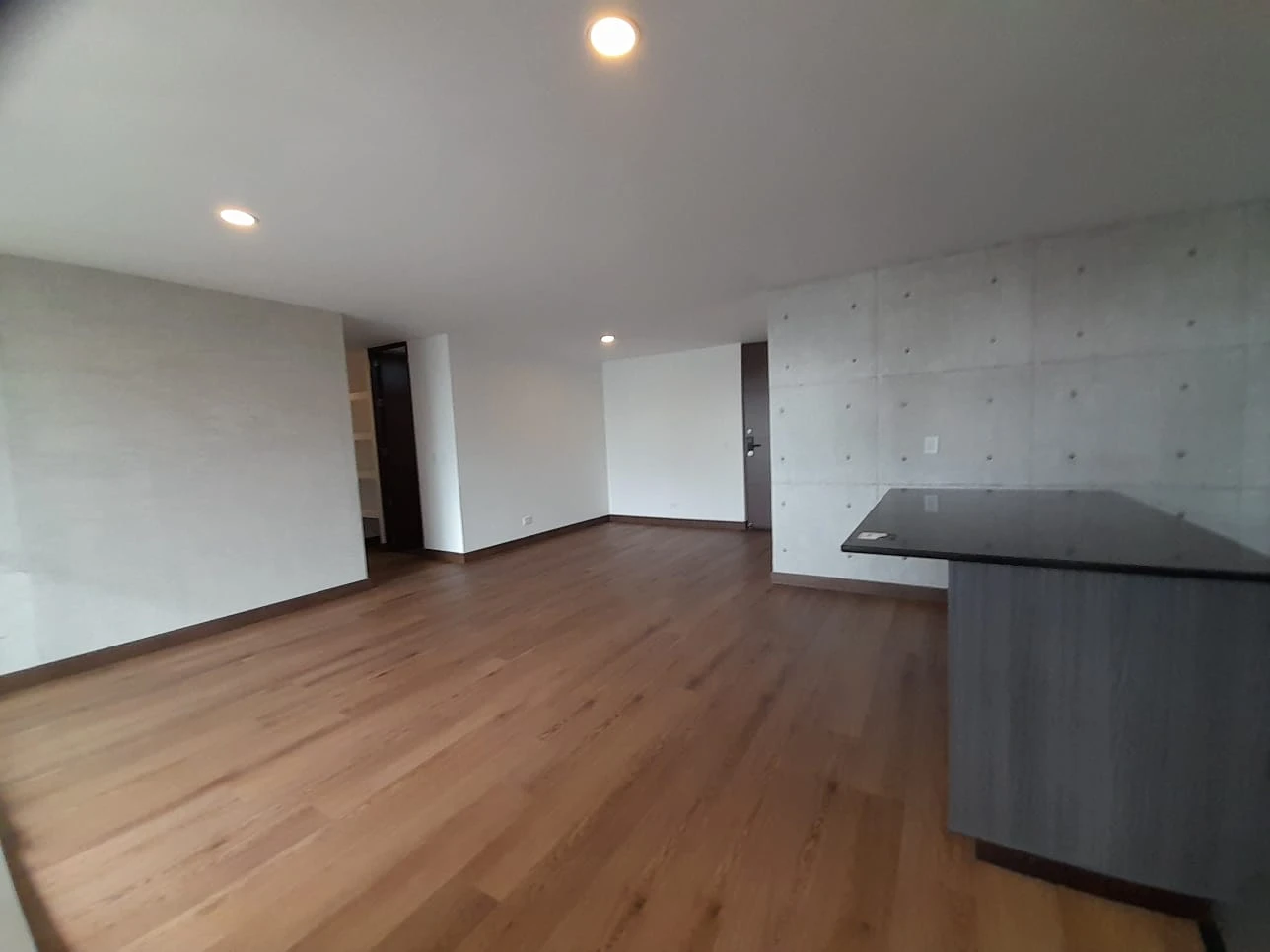 Arriendo Apartamento en Envigado Sector el  Esmeraldal