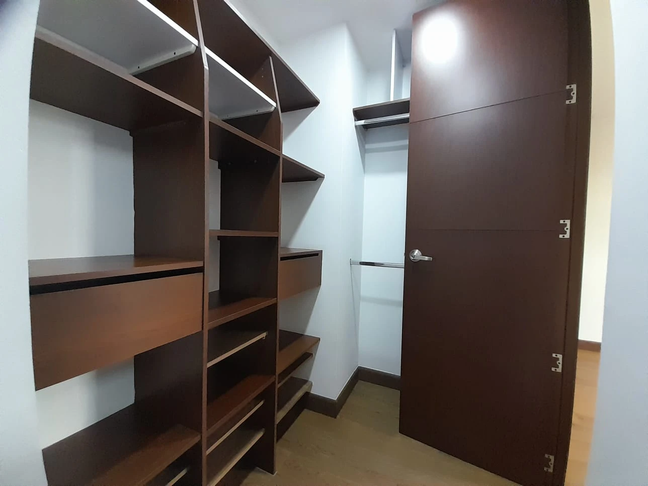Arriendo Apartamento en Envigado Sector el  Esmeraldal