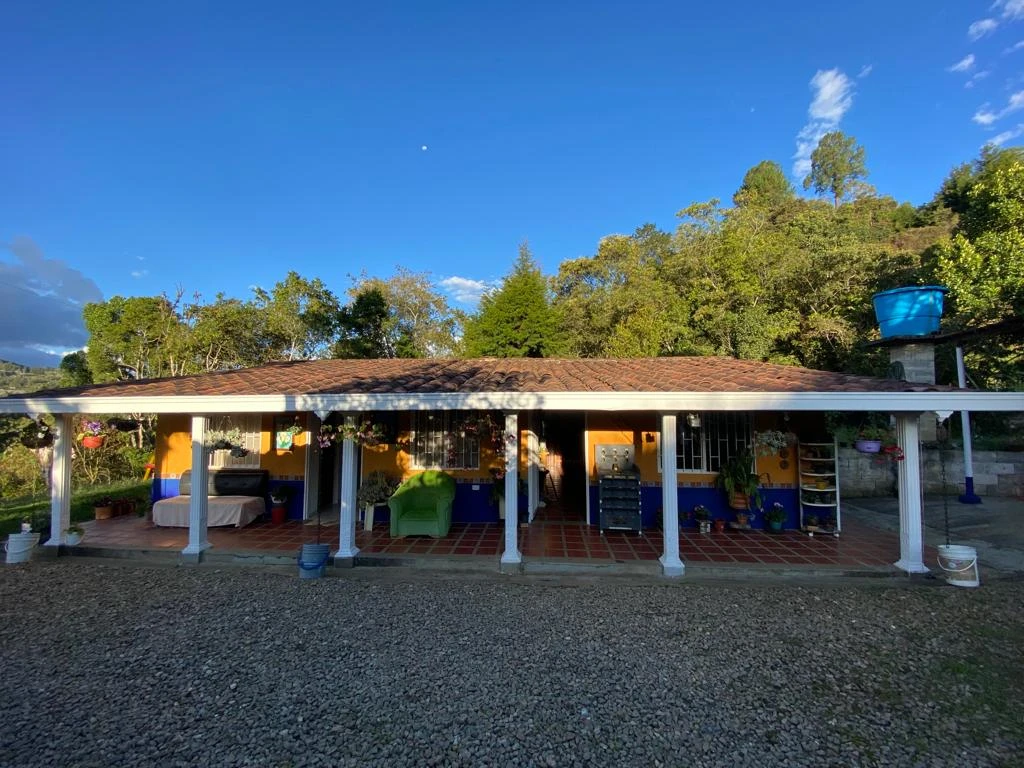 Finca en arriendo y venta en Guarne 