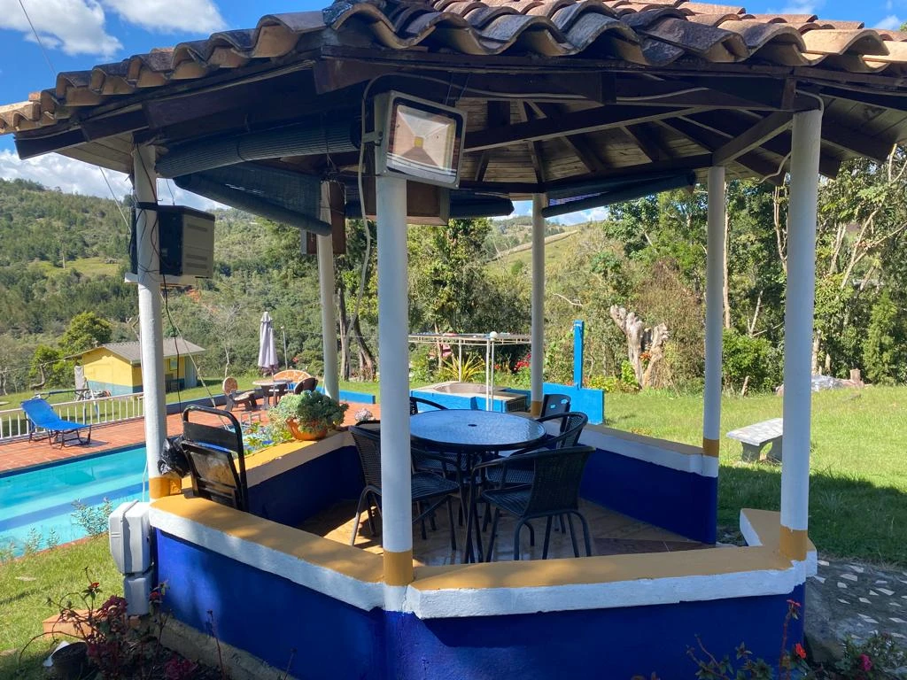 Finca en arriendo y venta en Guarne 
