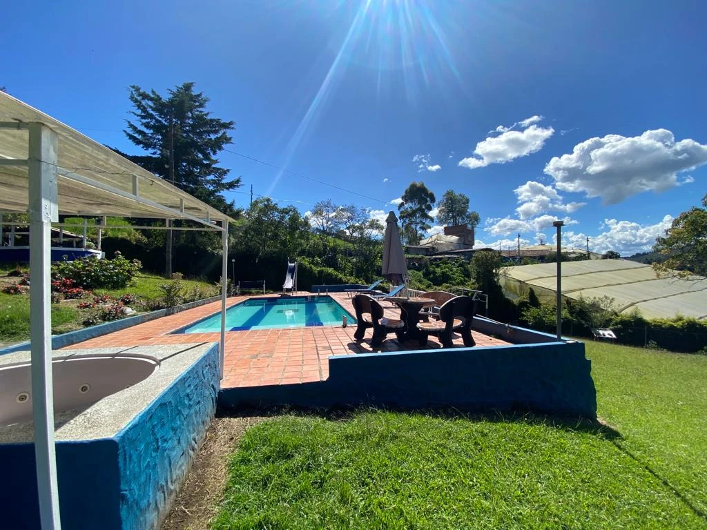 Finca en arriendo y venta en Guarne 