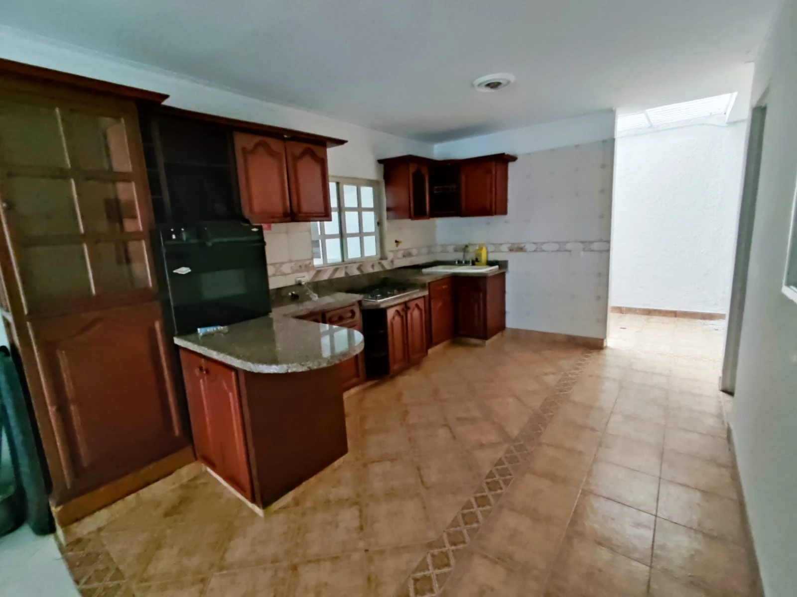 Casa comercial y residencial en Arriendo, sector cumbres envigado