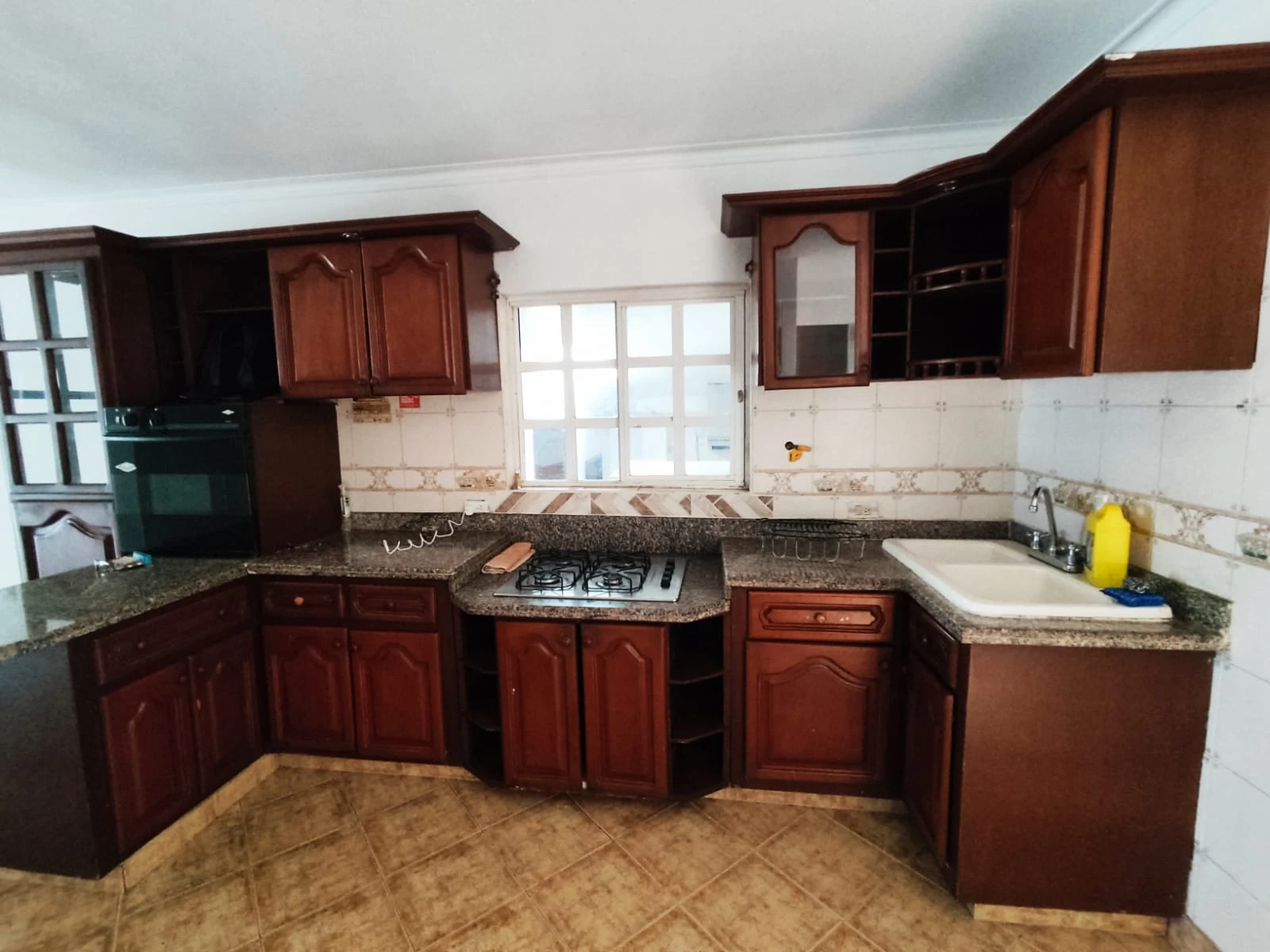 Casa comercial y residencial en Arriendo, sector cumbres envigado