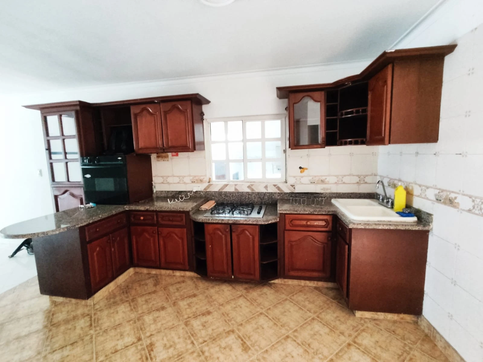 Casa comercial y residencial en Arriendo, sector cumbres envigado