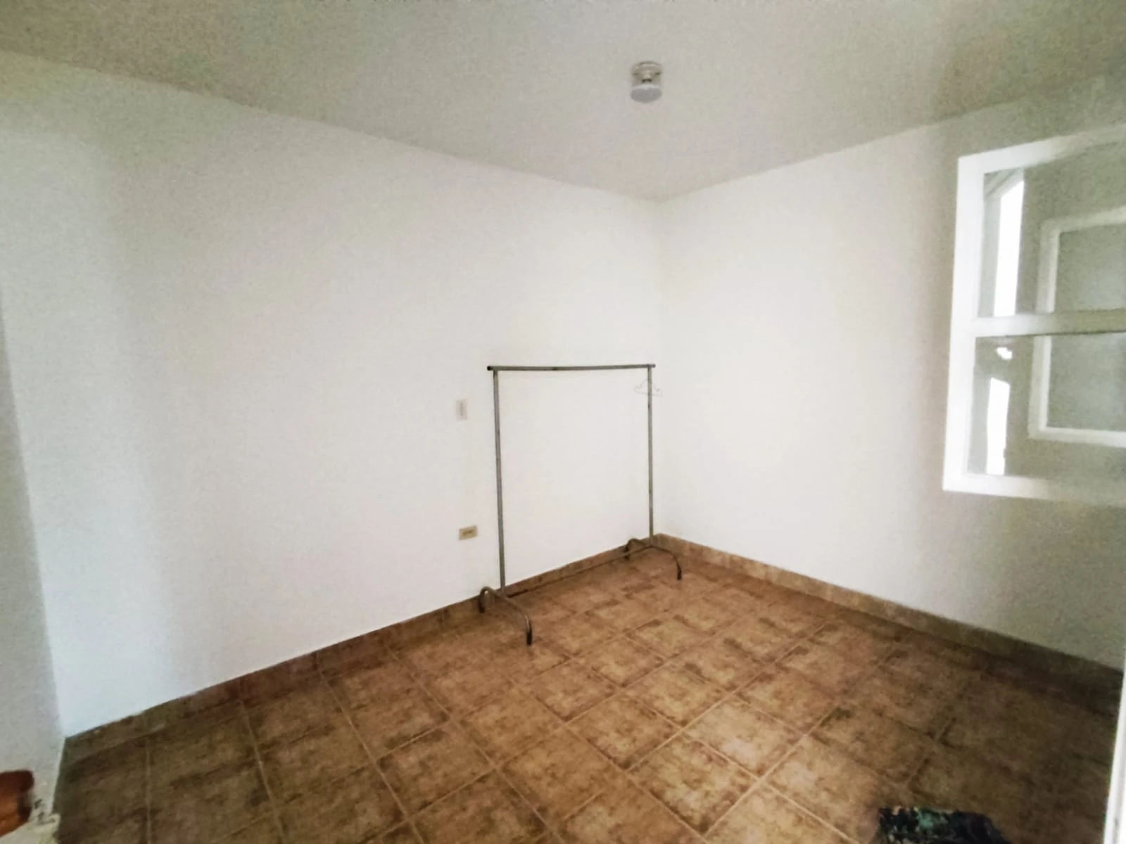 Casa comercial y residencial en Arriendo, sector cumbres envigado