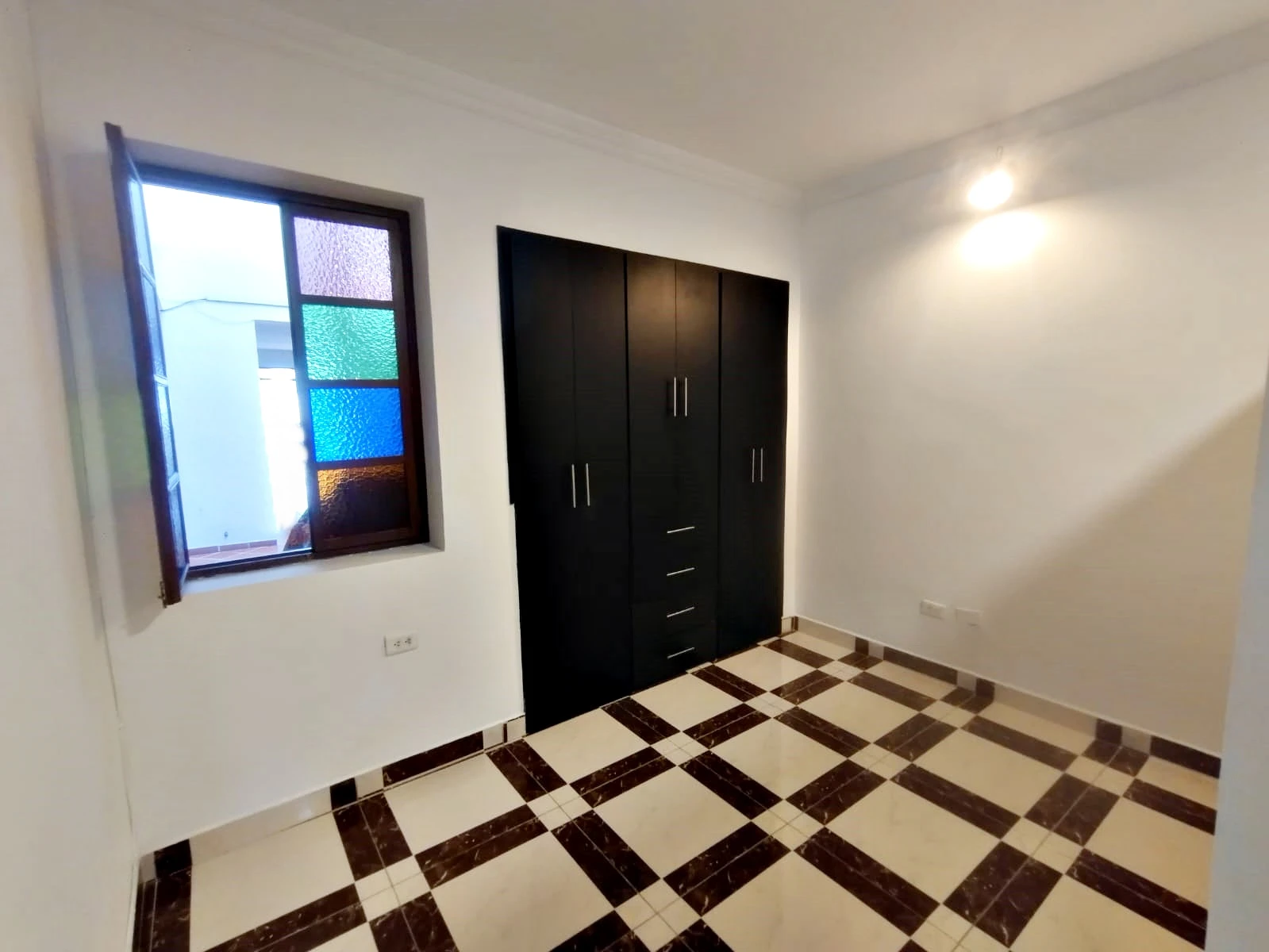 Apartaestudio en arriendo sector Villa Hermosa