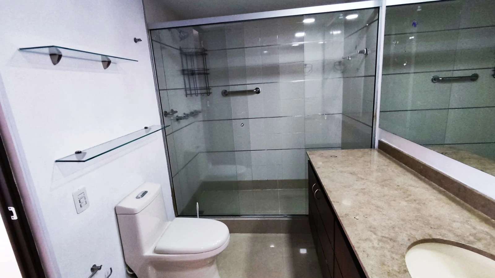 apartamento en arriendo sector ciudad del rio