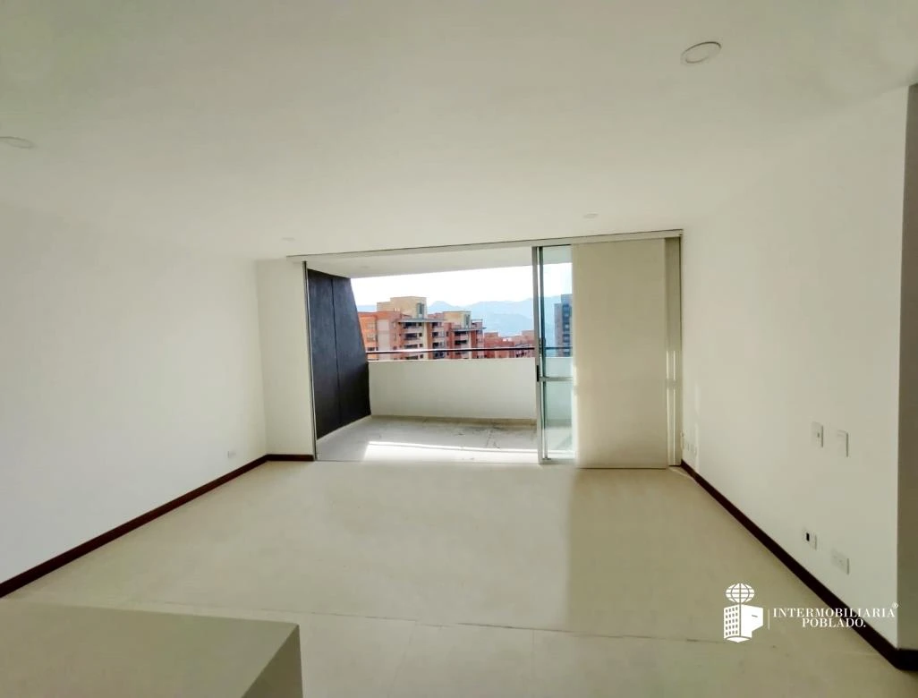 Apartamento en arriendo sector Loma de los Gonzalez
