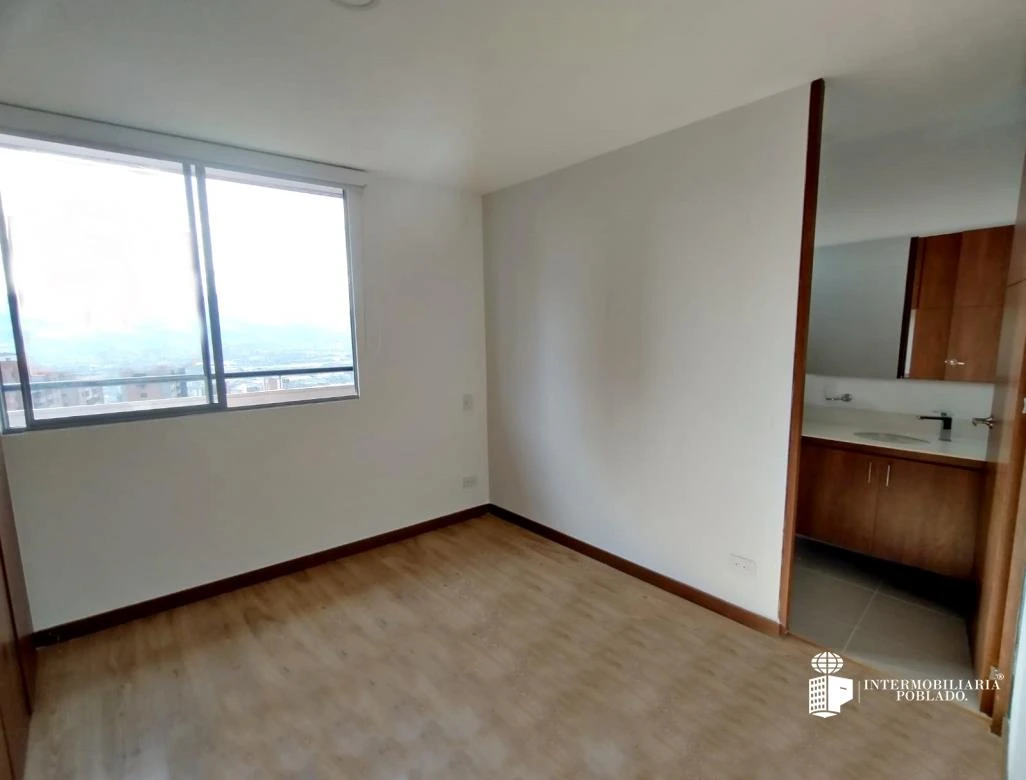 Apartamento en arriendo sector Loma de los Gonzalez