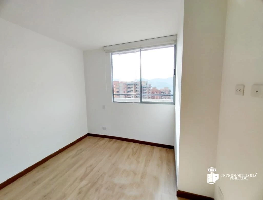 Apartamento en arriendo sector Loma de los Gonzalez